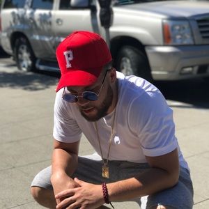 Meet your Posher, Randall